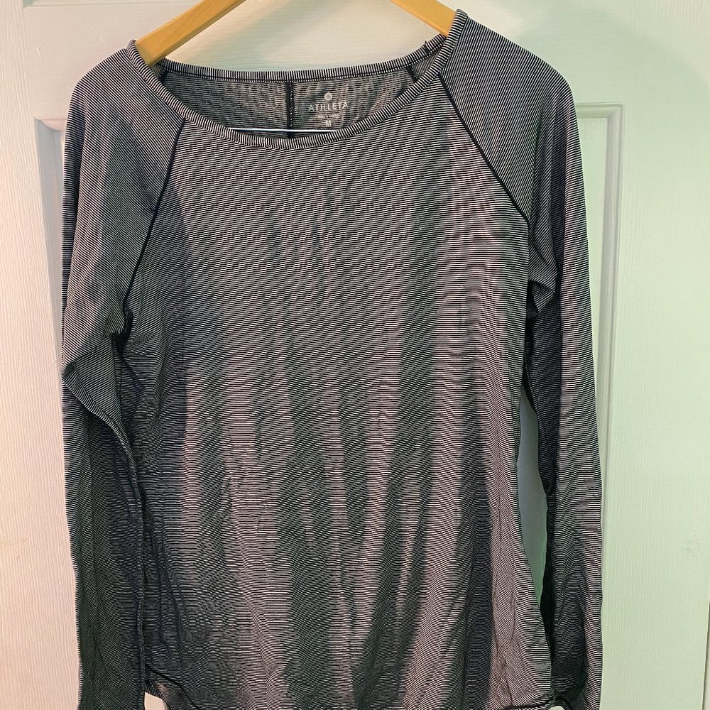 ATHLETA LONG SLEEVE TOP